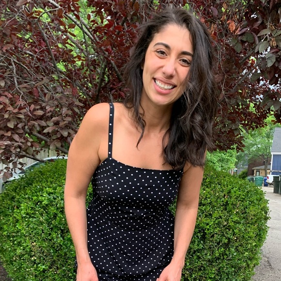 Meet your Posher, Rania - Picture 2 of 2